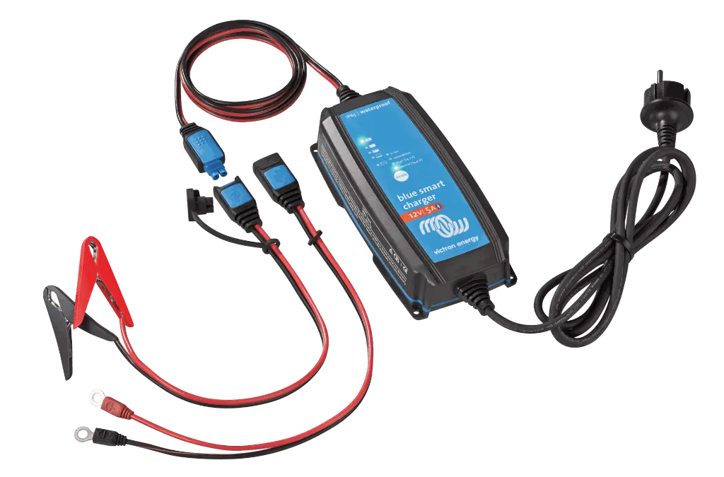 Blue Smart IP65 Charger 12V 5A (total).webp